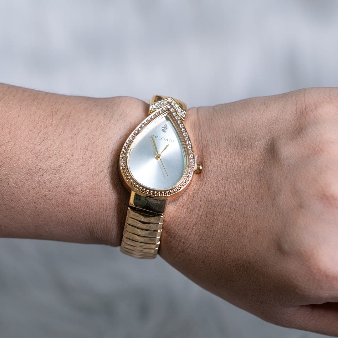 Luxurious Bvlgari Lvcea Diamond Bezel Ladies Watch